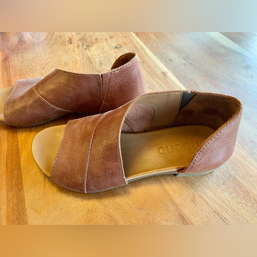 Bueno Tanner Sandles size 38